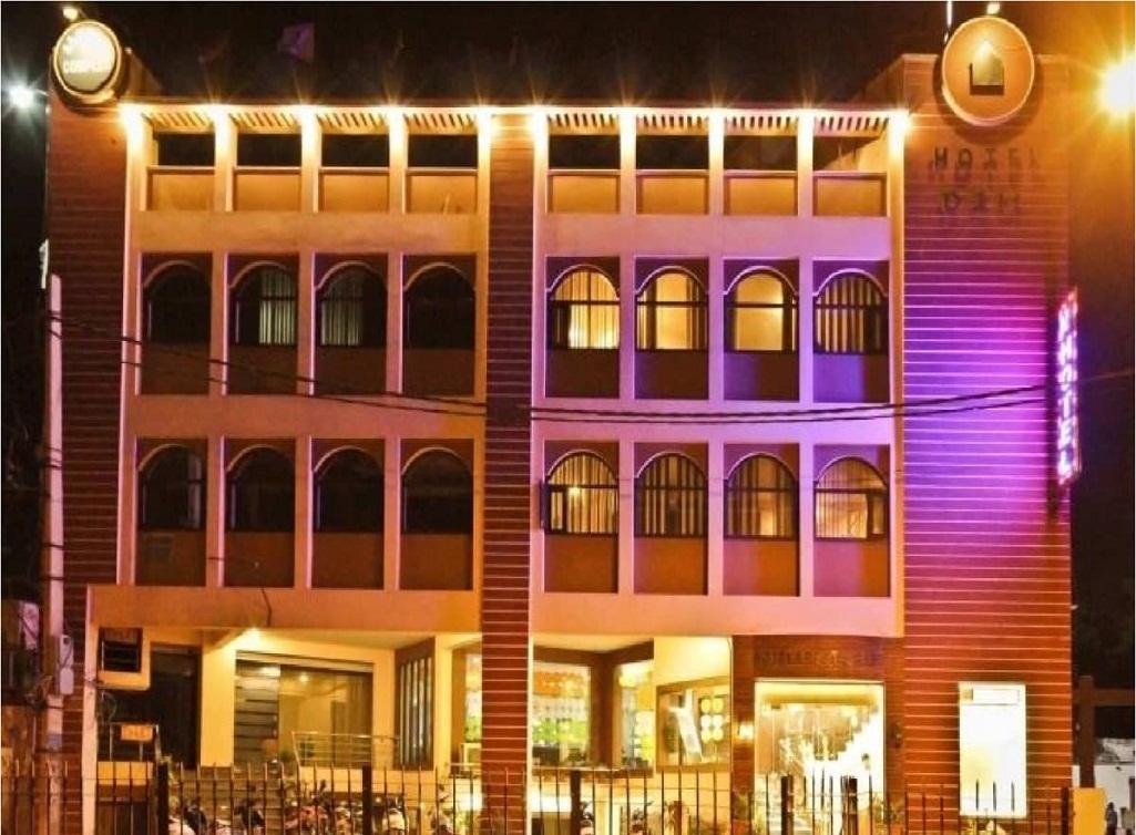 D2M Hotel Rohtak Buitenkant foto